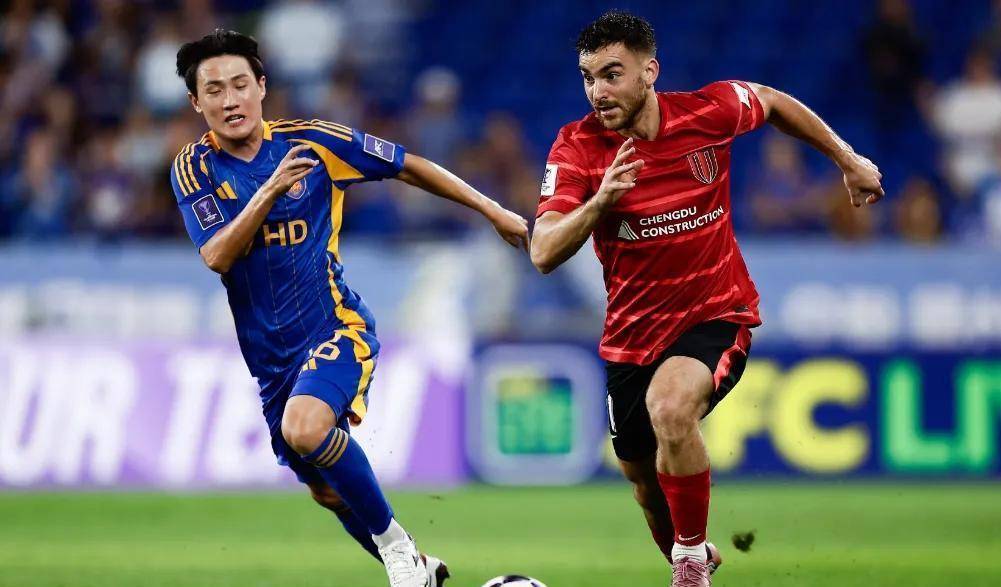 亚冠赛后再迎强敌；阿贾克斯更衣室发声；主帅态度——气氛紧张；阵容厚度经受考验的简单介绍